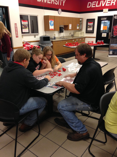 Cummins LEGO Event 2015 - Photo Number 7